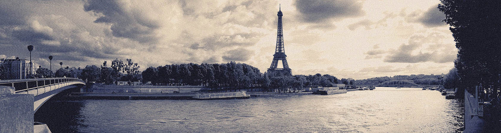 Eiffel_Footsteps_of_the_Impressioists1